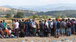 migrants-FYROM-e1440152590536